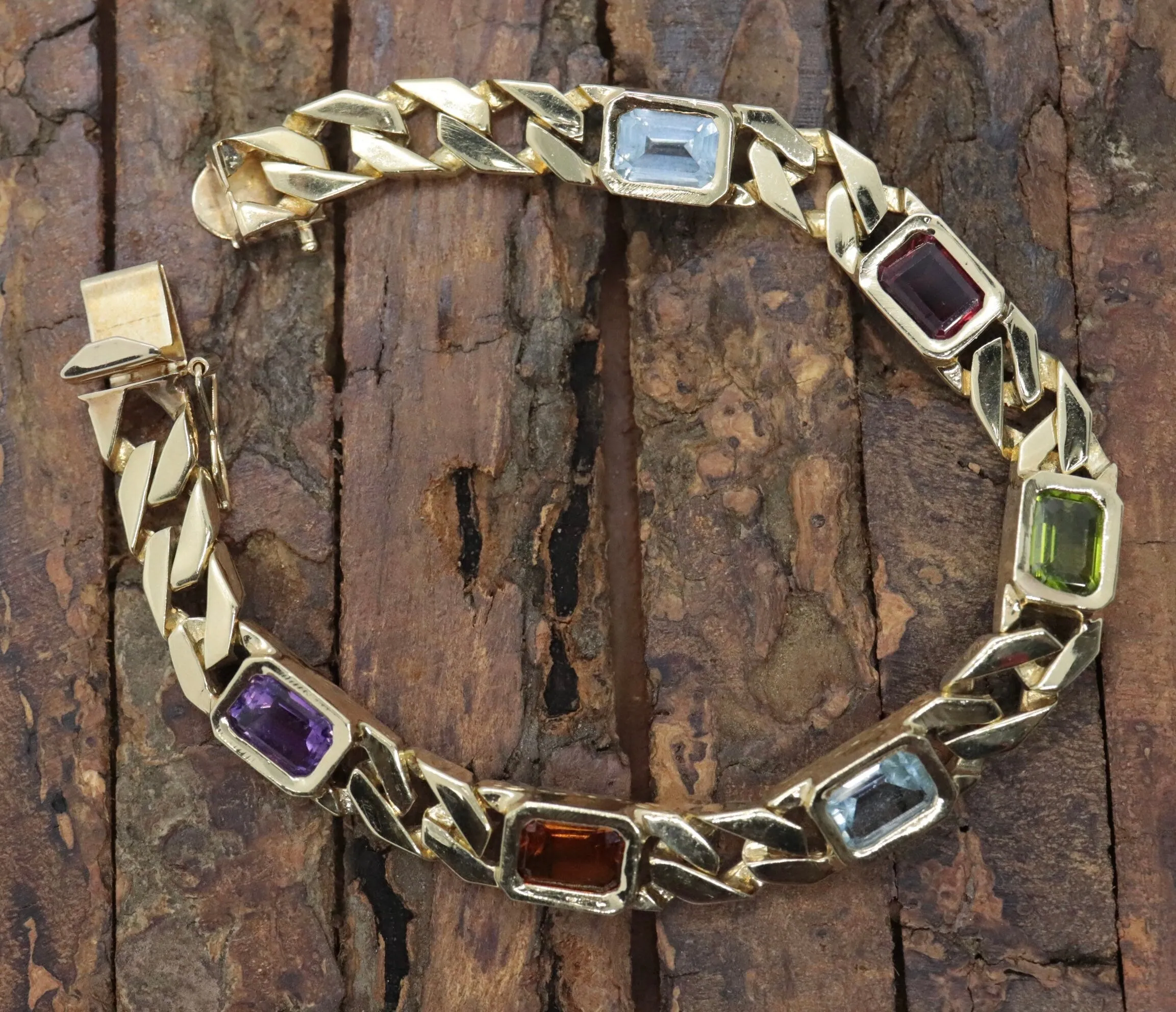 14k Heavy Multi-Color Gem Cuban Chain Bracelet. 23.6g 14k Cuban Chain Bezel Chain Bracelet. Citrine Amethyst Garnet Peridot st (622/15)