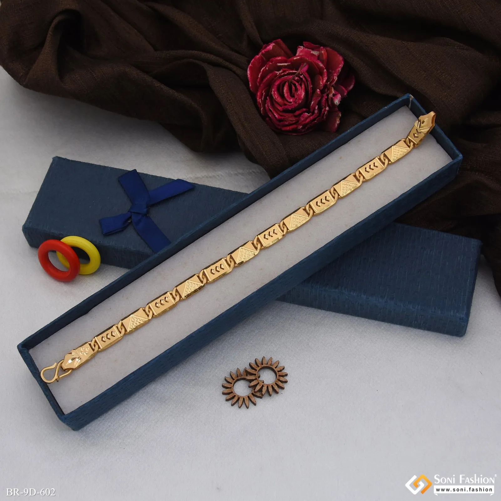 Awesome Design Gold Plated Nawabi Bracelet for Men - Style D602