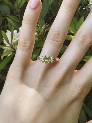 Bitty Green Leaf Ring