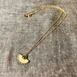 'Hilda' sun stone short steel necklace